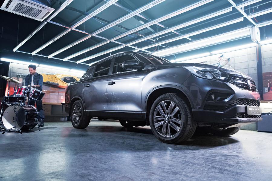  SsangYong Rexton Sports (Q200) 2018 года  (KR) (фото 30 из 40)